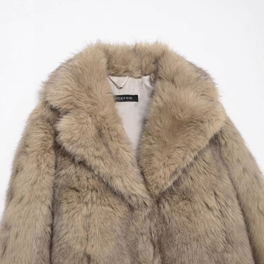 Women Short Cut Faux Fur Coat with Wide Lapel Collar Mune Fashion