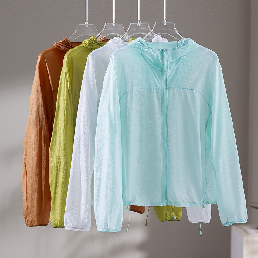 Women's Feather-Light Hooded Jacket Made of Microfibers with Drawstring Mune Fashion