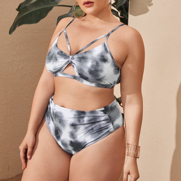 Ladies Bikini Set with modern cut and playful straps Mune Fashion