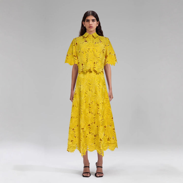 Ladies two-piece crochet lace set with shirt collar, short sleeves, and flared midi skirt Mune Fashion