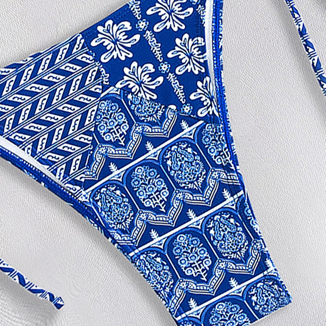 Women's triangle bikini with playful floral design and adjustable straps Mune Fashion