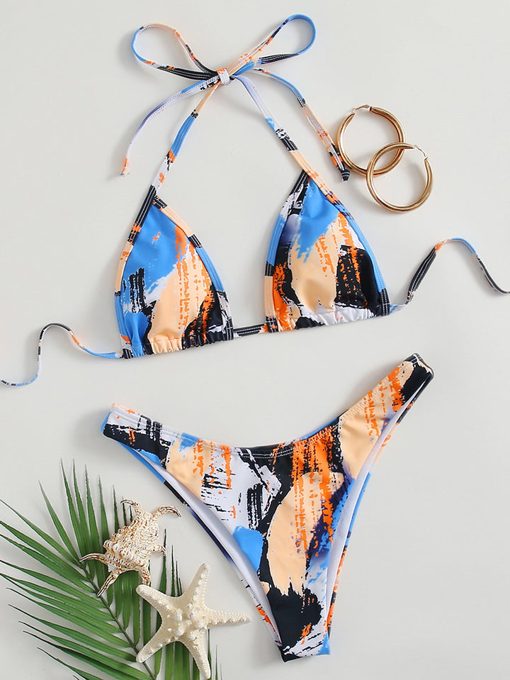 Women's triangle bikini with trendy graphic print Mune Fashion
