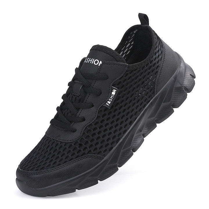 Men's lightweight mesh sneakers with elastic slip collar and cushioning foam sole Mune Fashion