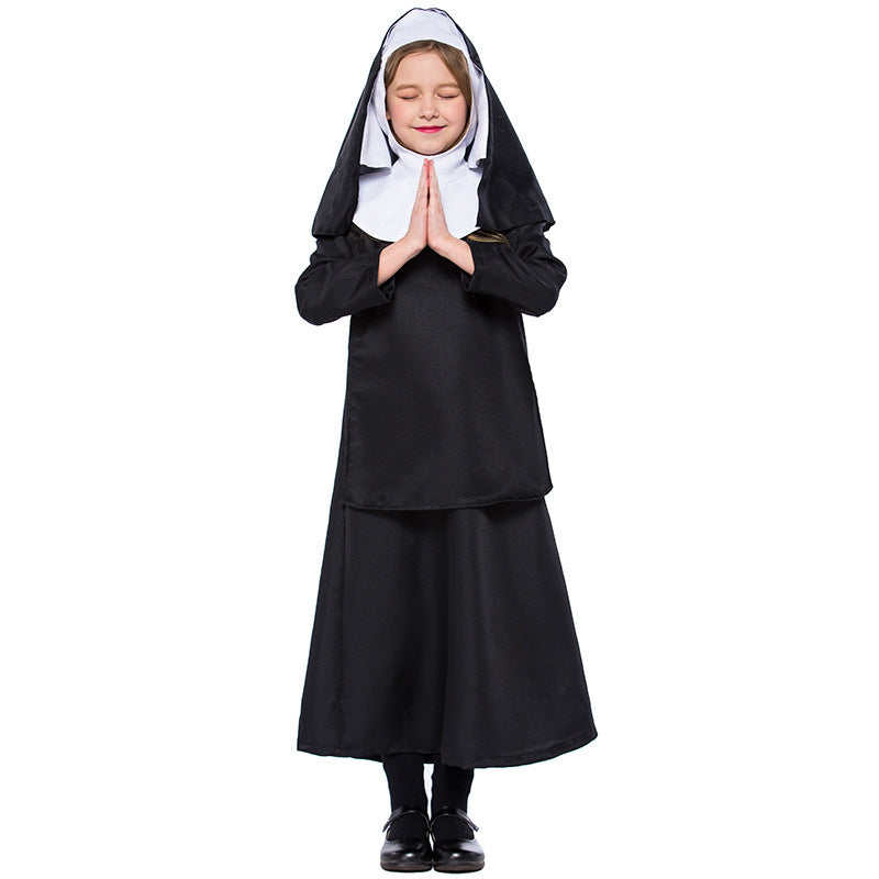 Girls' Nun Costume with Traditional Garment and Elegant Headdress Mune Fashion