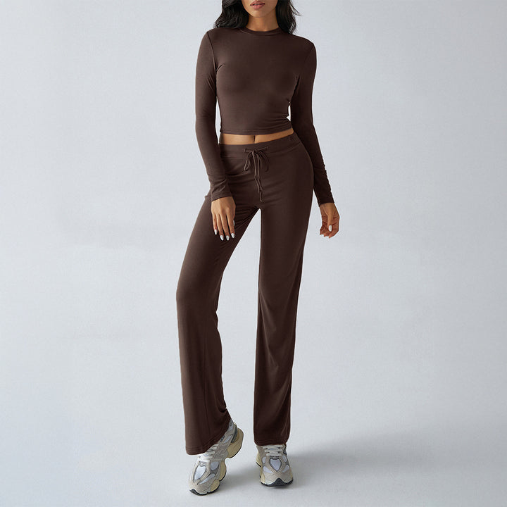 Women's fitted long sleeve crop top and wide lounge pants in a two-piece set made of stretch jersey Mune Fashion