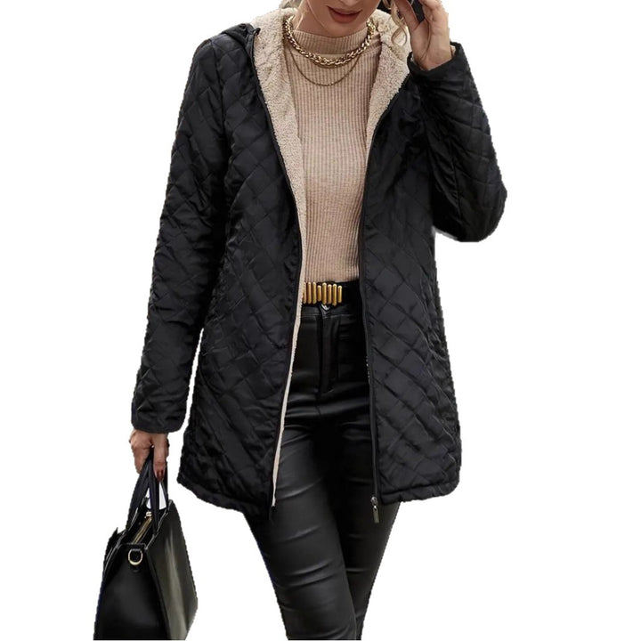 Women quilted short coat with teddy inner side and two-way zipper Mune Fashion