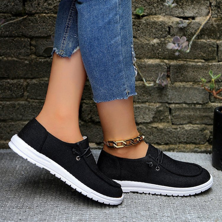 Women's Slip-On Sneaker in Moccasin Style with Elastic Entry and Contoured Comfort Sole Mune Fashion