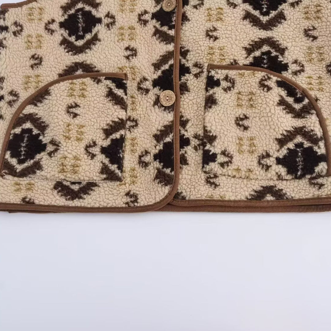 Women's patterned teddy vest in bouclé look with patch pockets Mune Fashion