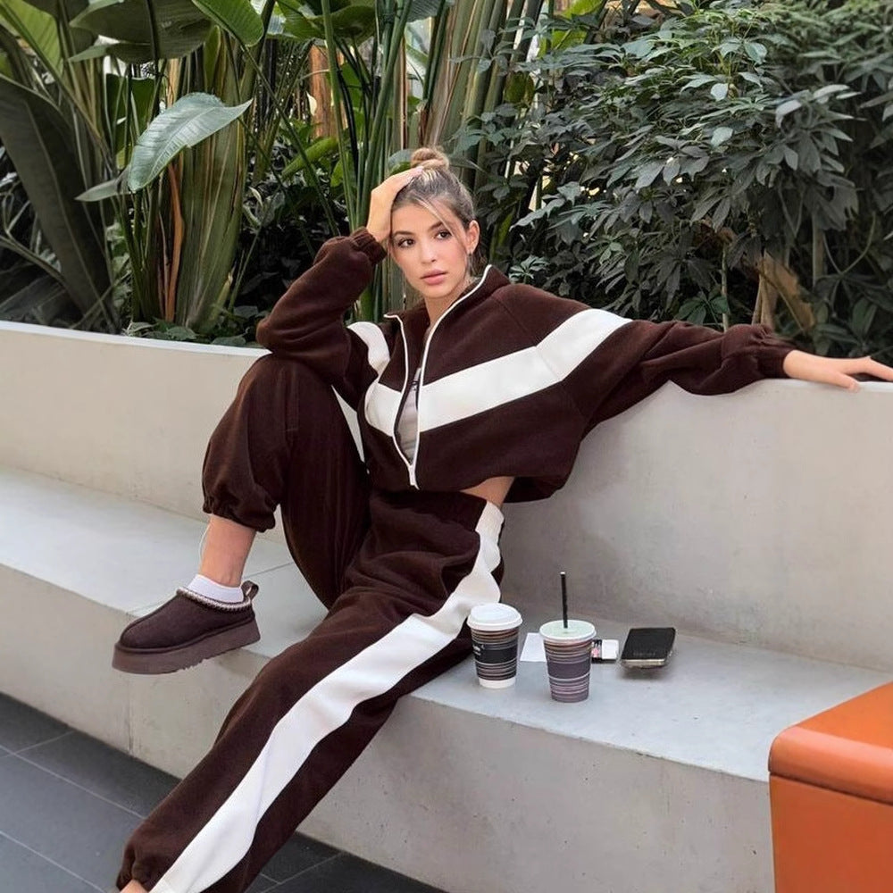 Women's cozy fleece tracksuit with zip jacket and elastic cuffs Mune Fashion