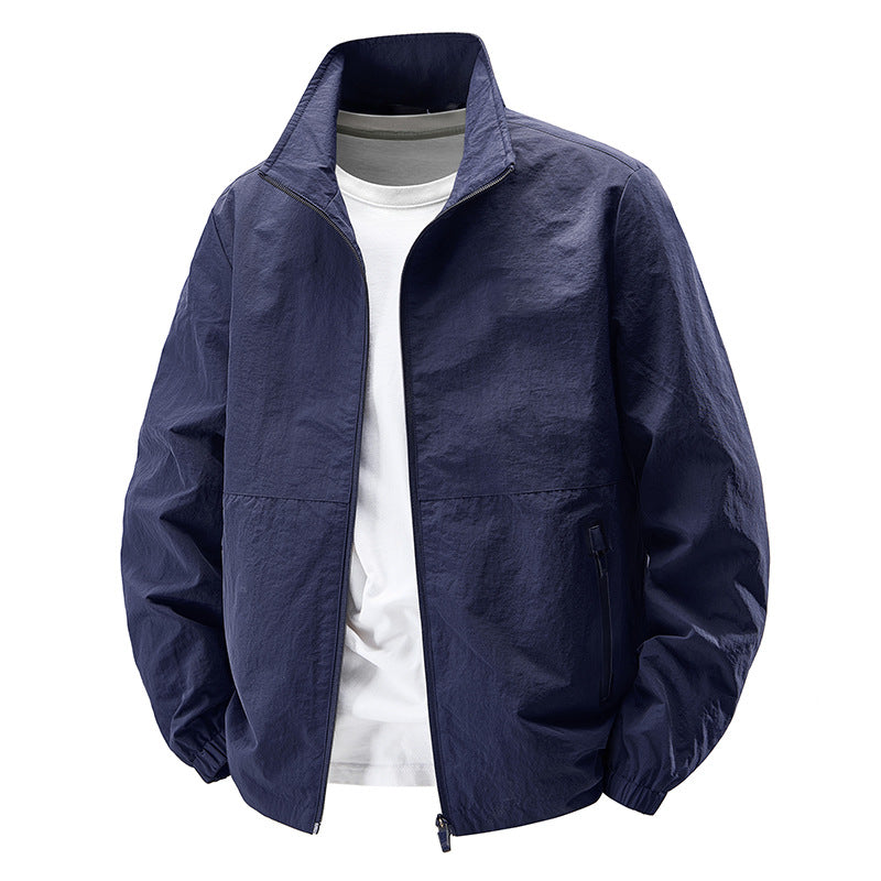 Men's lightweight wind and water-repellent casual jacket with stand-up collar and zippered pockets Mune Fashion