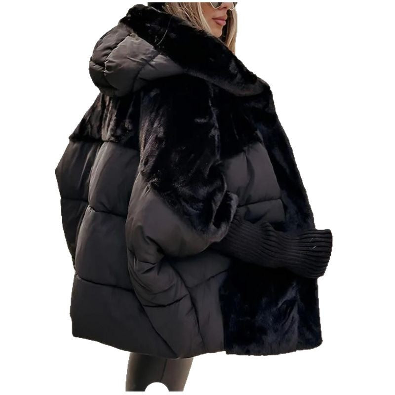 Women's quilted short jacket with teddy fur inserts, hood, and integrated ribbed cuffs Mune Fashion