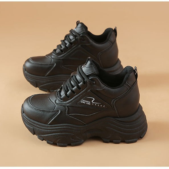 Women's Sporty Chunky Sneakers with Robust Profile Sole Mune Fashion
