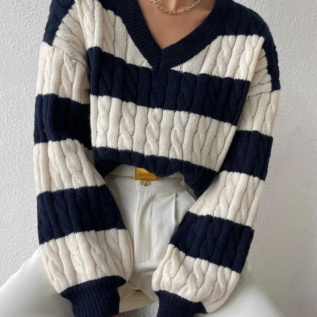 Women's striped chunky knit sweater with cable pattern, deep V-neck and oversized fit Mune Fashion