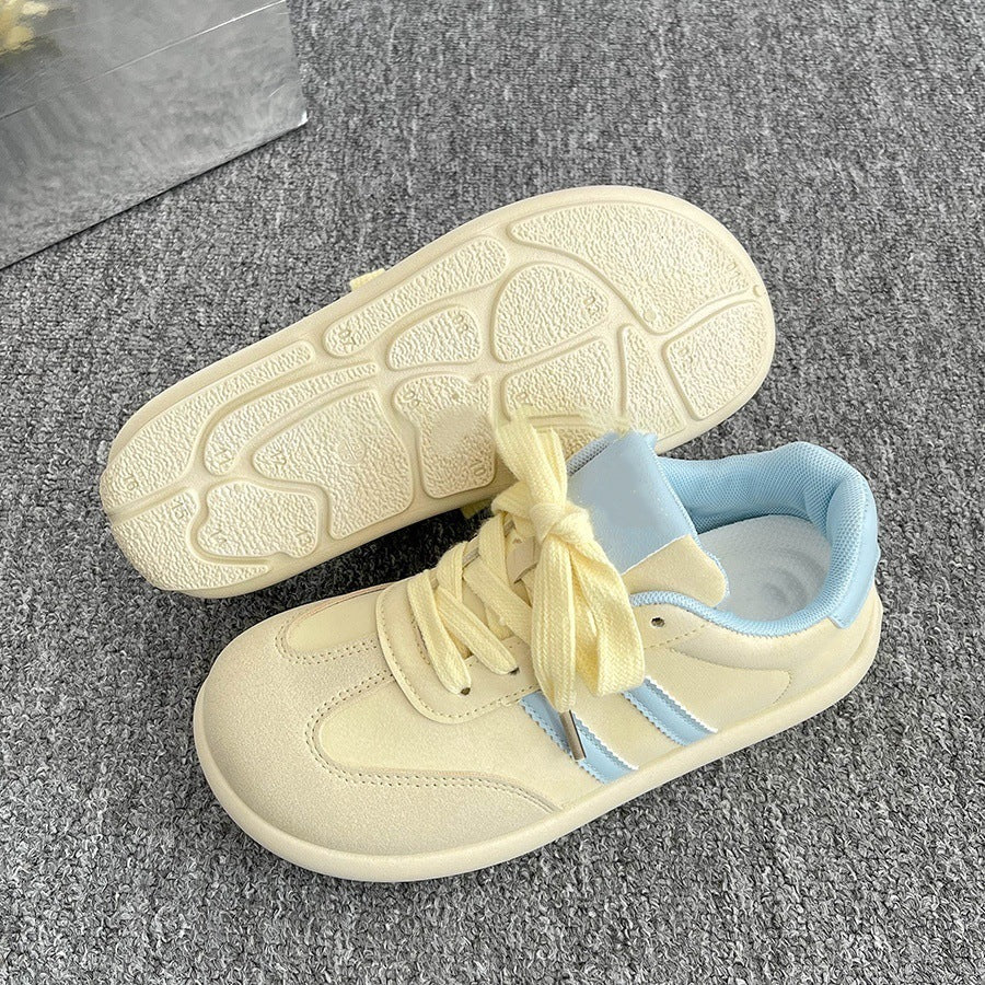 Women's fashionable sneakers with sporty design and comfortable cushioning Mune Fashion