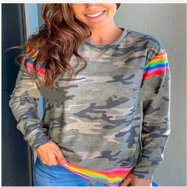 Women's Camouflage Sweatshirt with Contrasting Stripes and Round Neckline Mune Fashion