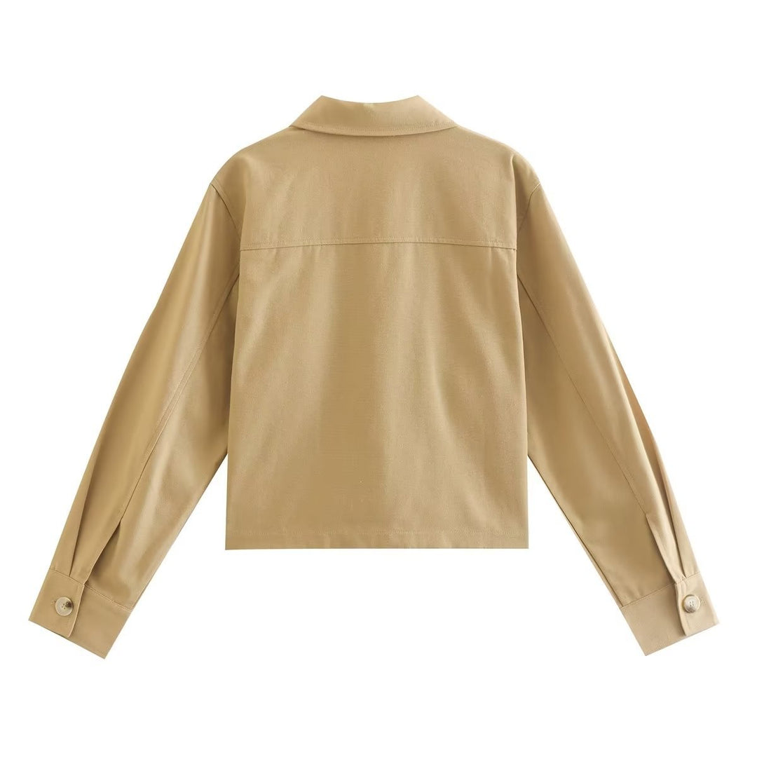 Women's short utility jacket with shirt collar and patch pockets Mune Fashion