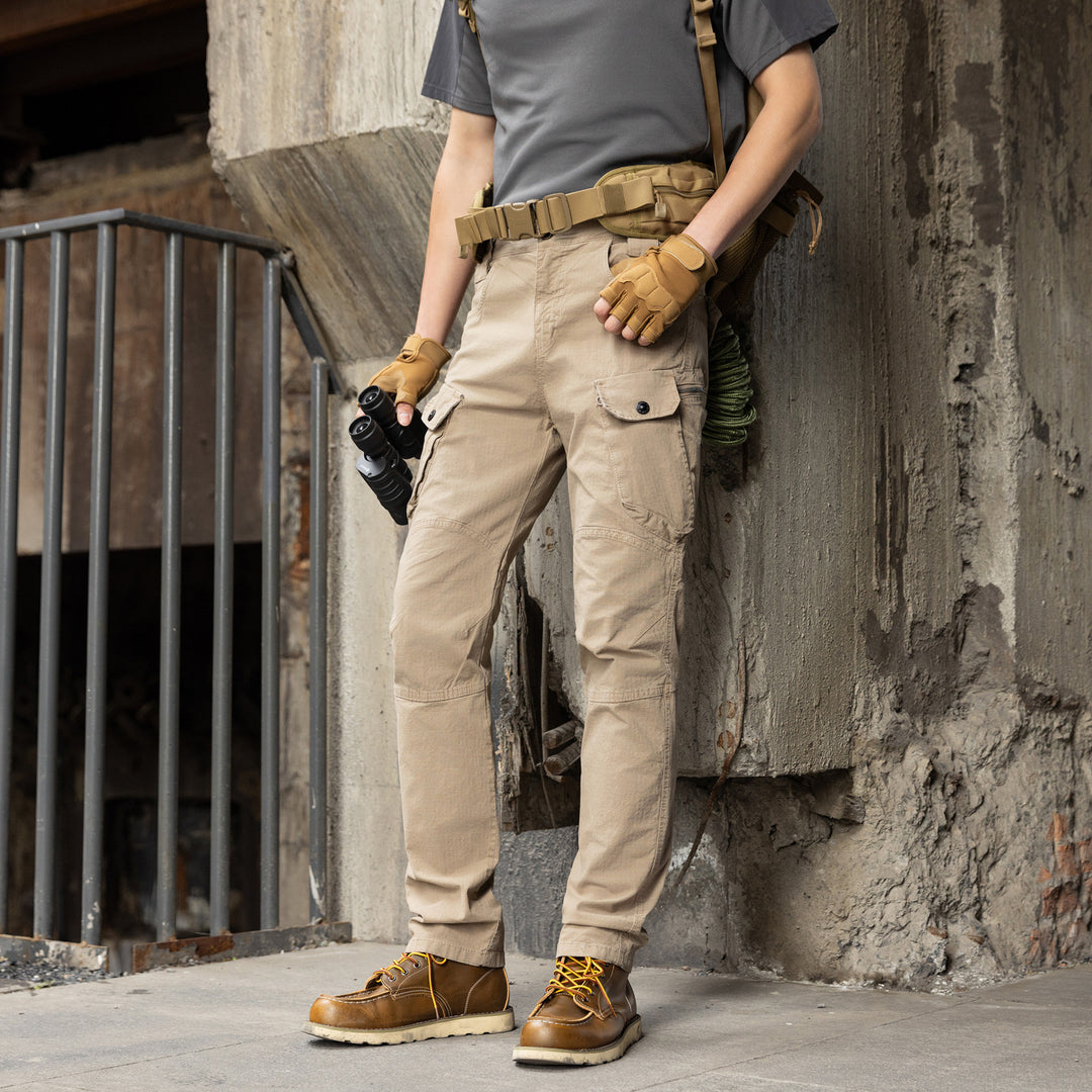 Men's robust cargo pants with reinforced knee sections and multiple pockets Mune Fashion