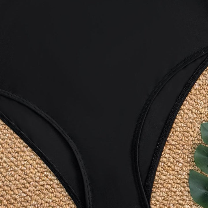 Women's Fashionable Swimsuit with Deep V-Neck and Contrasting Trimmings Mune Fashion