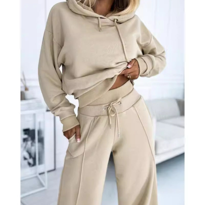 Women's Cropped Hoodie and Wide High-Waisted Jogging Pants Set Mune Fashion