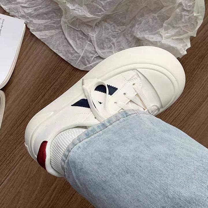 Women’s Sporty Sneakers with Padded Lining and Non-Slip Sole Mune Fashion