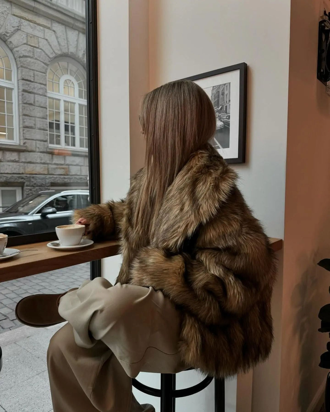 Women's Cozy Faux-Fur Jacket with Soft Lining Mune