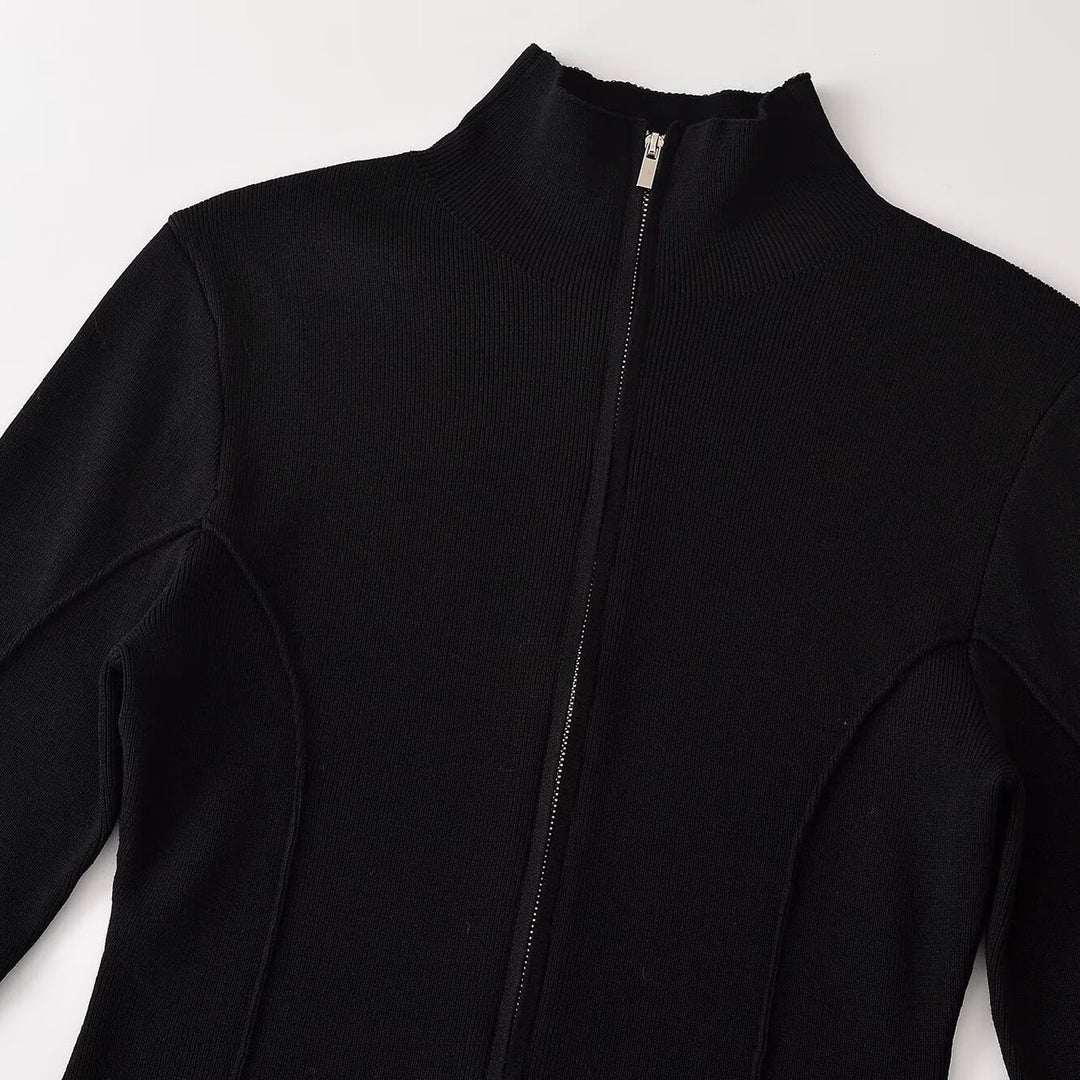 Ladies fitted fine knit jacket with stand-up collar and full-length zipper Mune Fashion