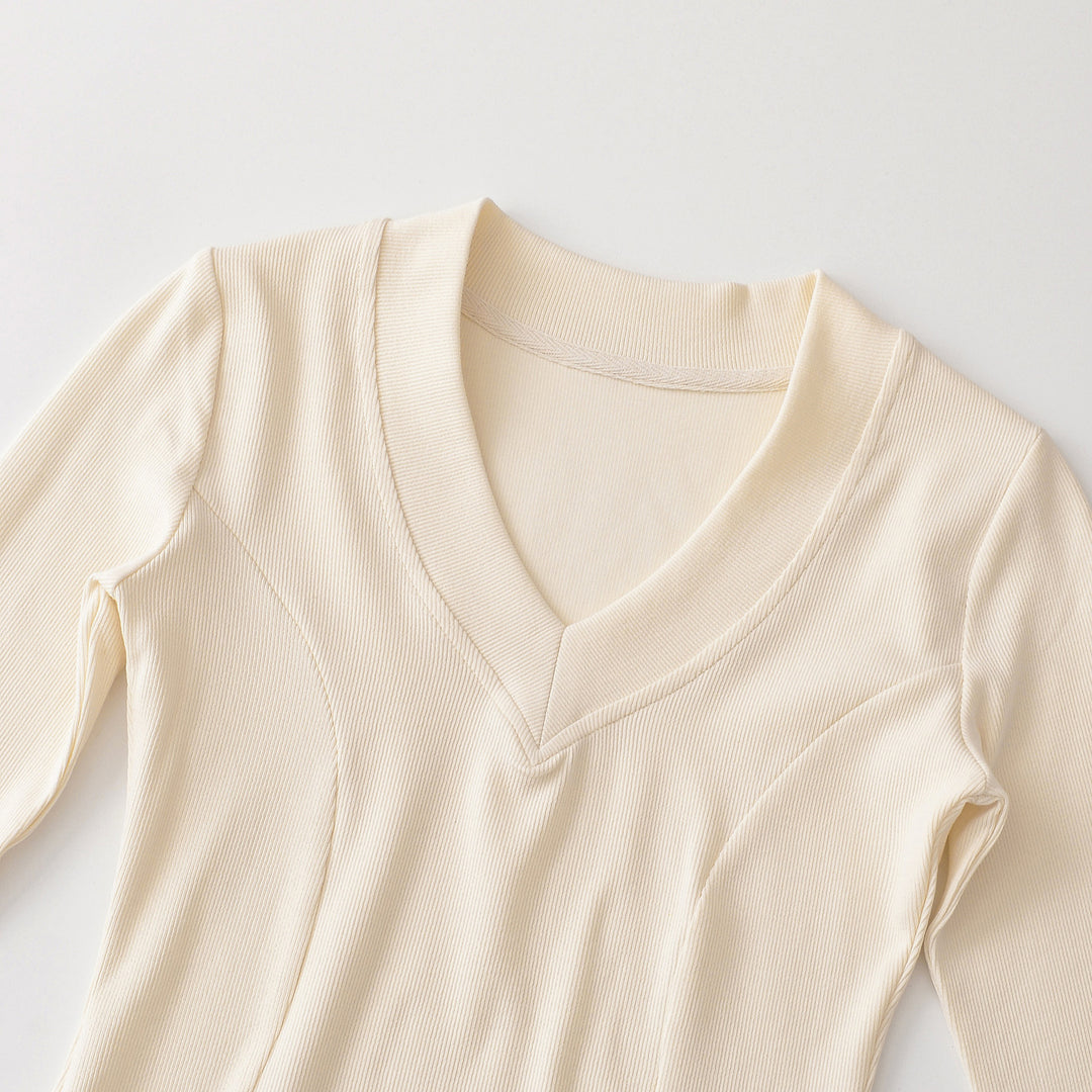 Women's Ribbed Long Sleeve Shirt with V-Neck and Tailored Fit Mune Fashion