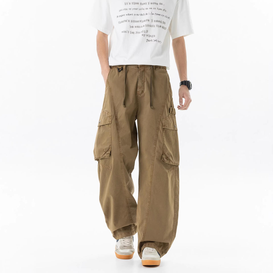 Men's military-inspired cargo pants with elastic tunnel drawstring waistband, flap and zipper pockets Mune Fashion