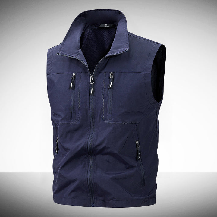 Men's Lightweight Outdoor Vest with Practical Pockets Mune Fashion