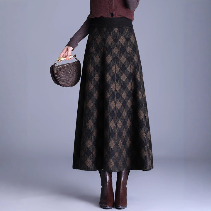 Women's Elegant Maxi Skirt with Geometric Pattern Mune Fashion