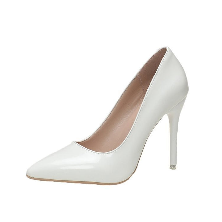 Women's bridal patent leather pumps with pointed toe shape and slim stiletto heel Mune Fashion