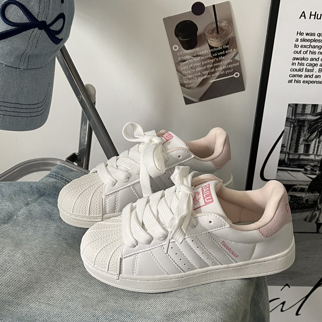 Unisex Lace-Up Sneakers with Comfortable Cushioning Mune Fashion
