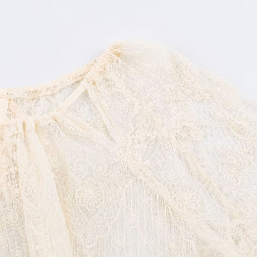 Women's Transparent Lace Blouse in Peasant Style with Balloon Sleeves Mune Fashion