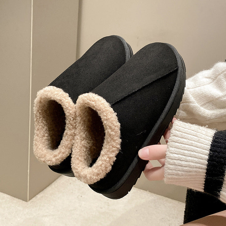Women Padded Winter Slippers with Faux Fur Trim and Profiled Rubber Sole Mune Fashion