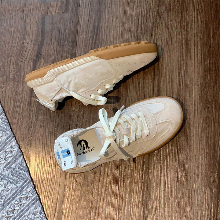 Women’s sporty sneakers with unique lacing Mune Fashion
