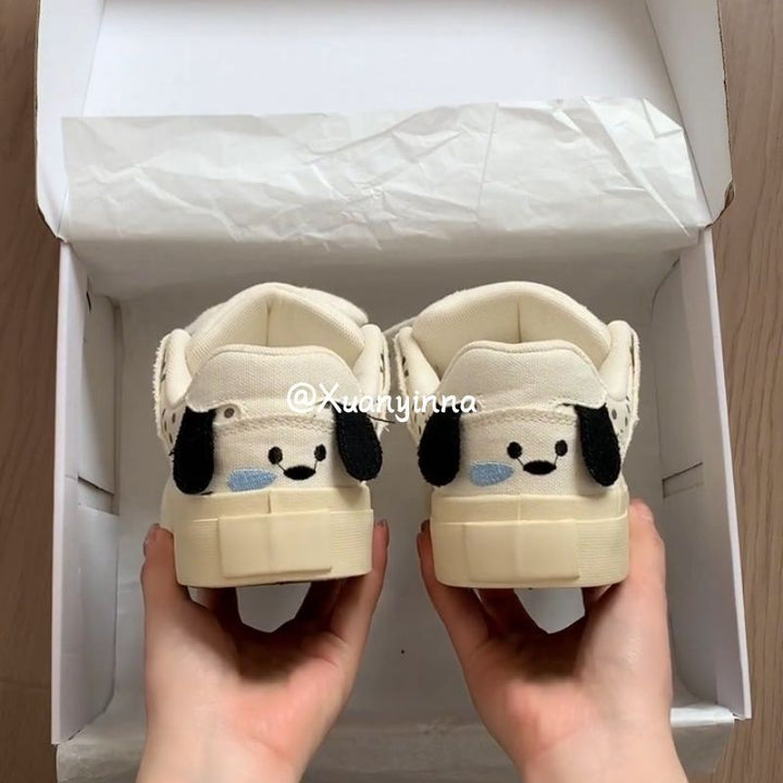 Ladies Canvas Sneakers with flexible rubber sole and breathable upper material Mune Fashion