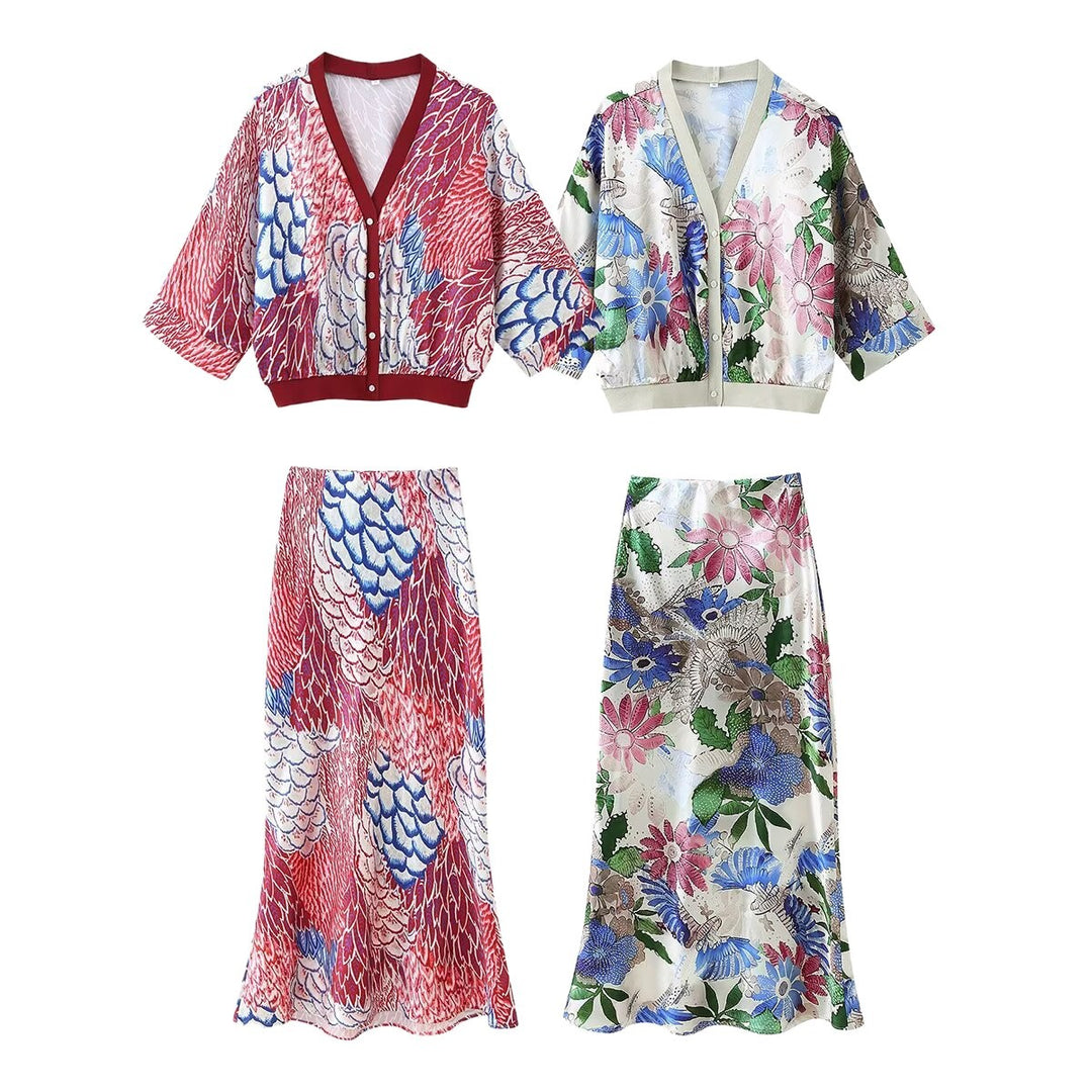 Ladies two-piece satin set with floral printed short jacket and bias-cut midi skirt Mune Fashion