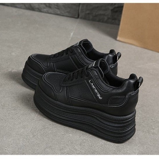 Women's Fashionable Platform Sneakers with Elegant Silhouette Mune Fashion