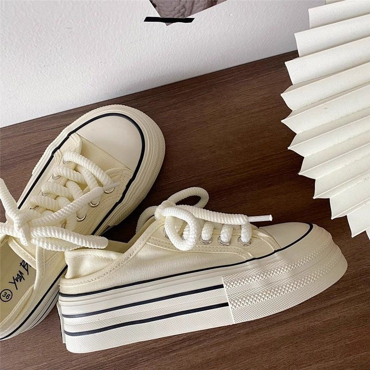 Women's Platform Sneaker with Elastic Laces and Sturdy Profile Mune Fashion