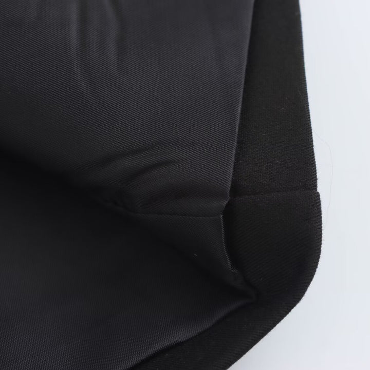 Women's Short Tailored Blazer with Notched Collar and Minimalist Silhouette Mune Fashion