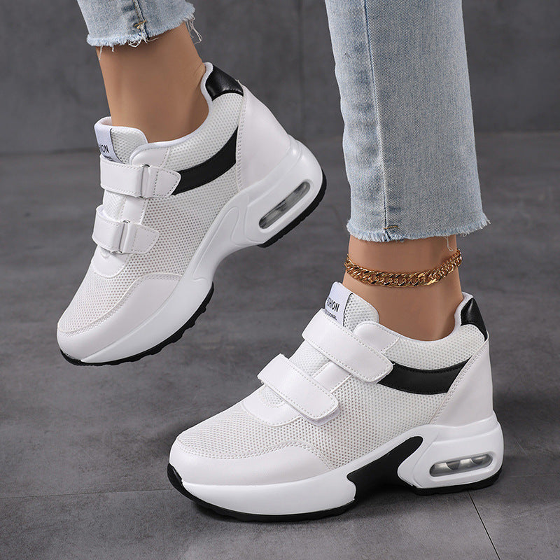 Women's sporty platform sneakers with Velcro closure and visible air-cushion sole made of breathable mesh Mune Fashion