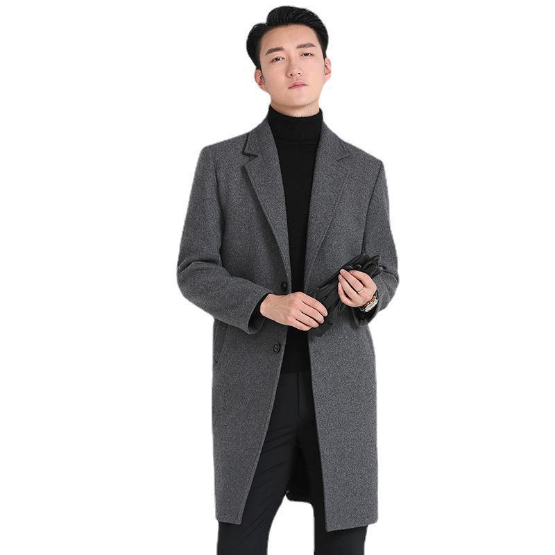 Men's Elegant Wool Coat with Classic Cut and Practical Pockets Mune
