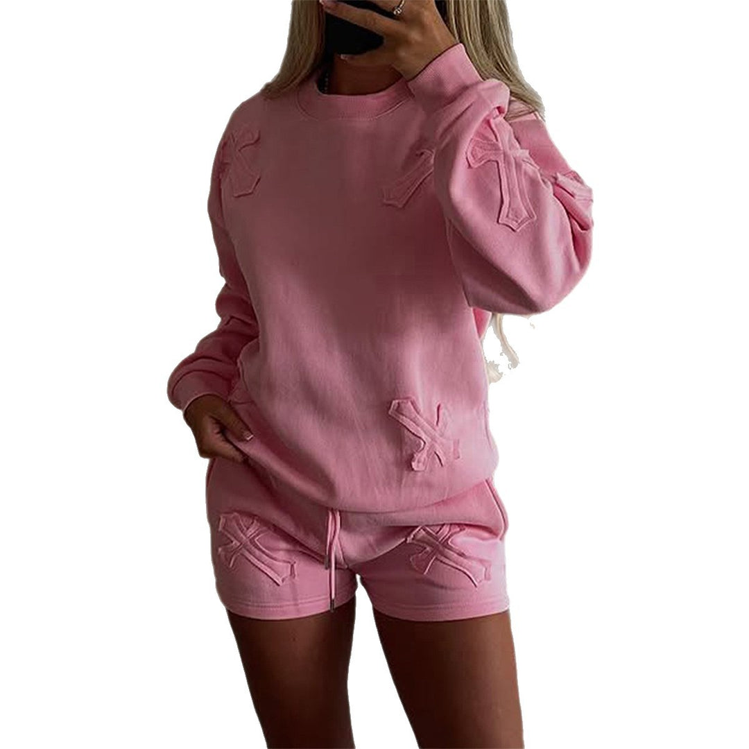 Women’s casual sweatshirt and short set with decorative bow appliqués, high round neckline and drawstring waistband Mune Fashion