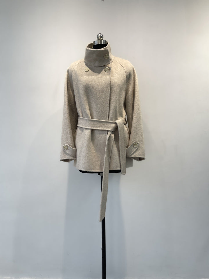 Women's Luxury Knit Cape Mune Fashion
