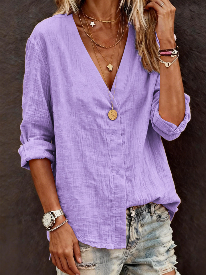 Ladies Lightweight V-Neck Blouse made of breathable material Mune Fashion