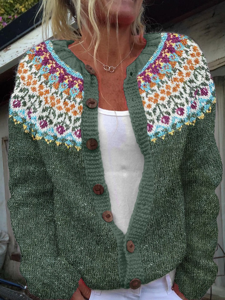 Women's patterned cardigan with round yoke, wooden buttons, and welt pockets Mune Fashion