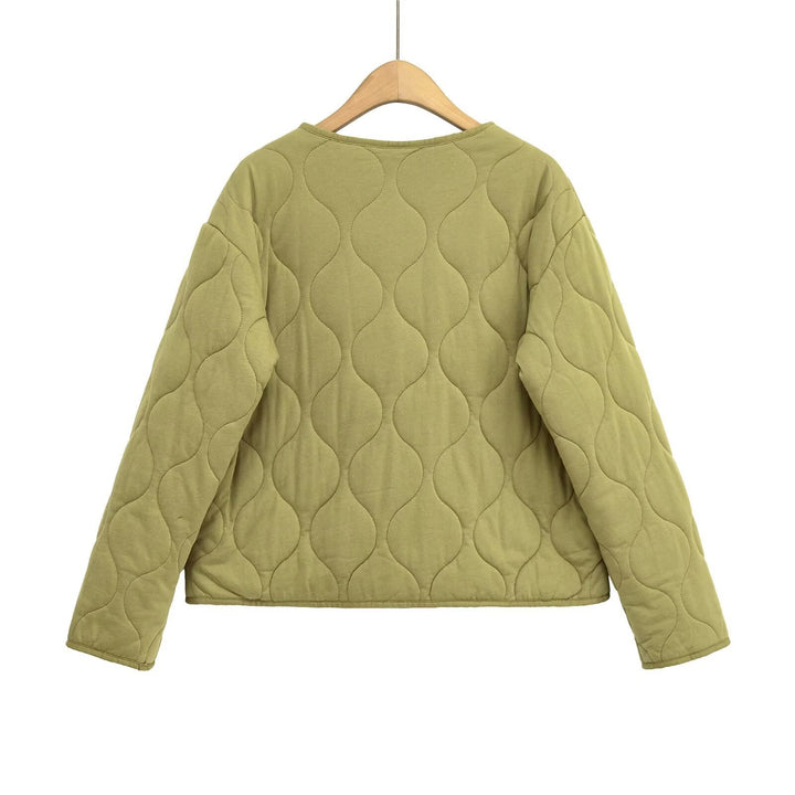 Women's quilted jacket without a collar with a boxy silhouette and tonal wave quilting Mune Fashion