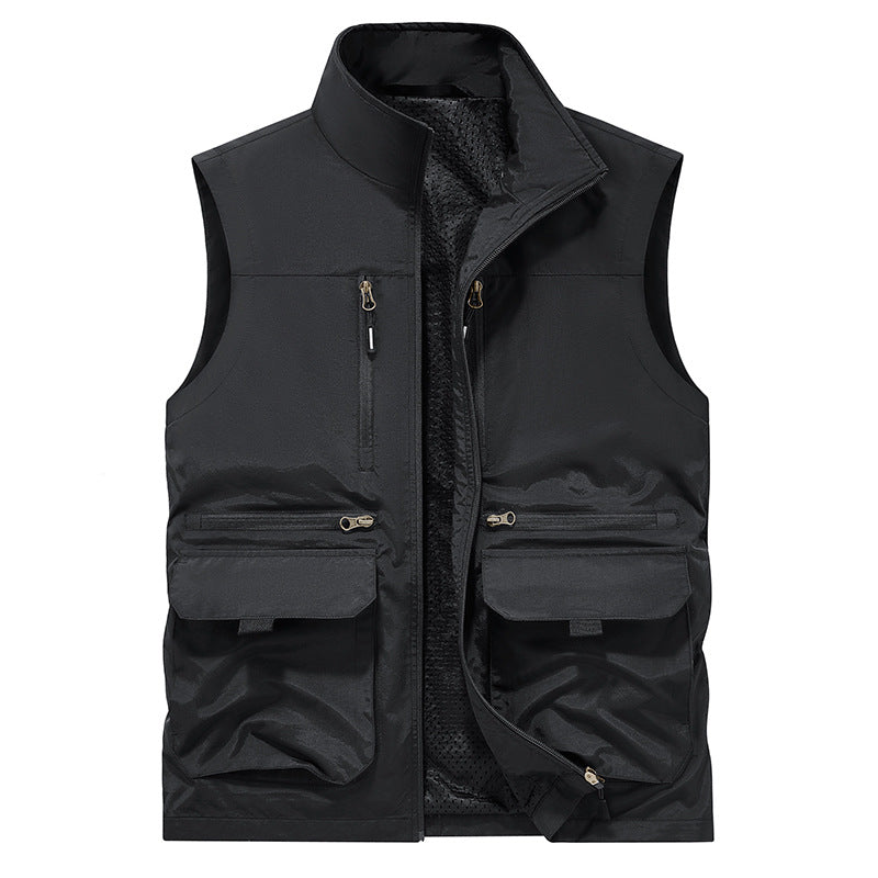 Men's nan multifunctional utility vest with zip pockets, applied flaps and breathable mesh lining Mune Fashion