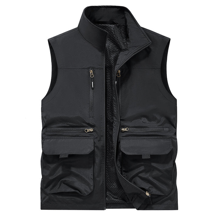 Men's nan multifunctional utility vest with zip pockets, applied flaps and breathable mesh lining Mune Fashion