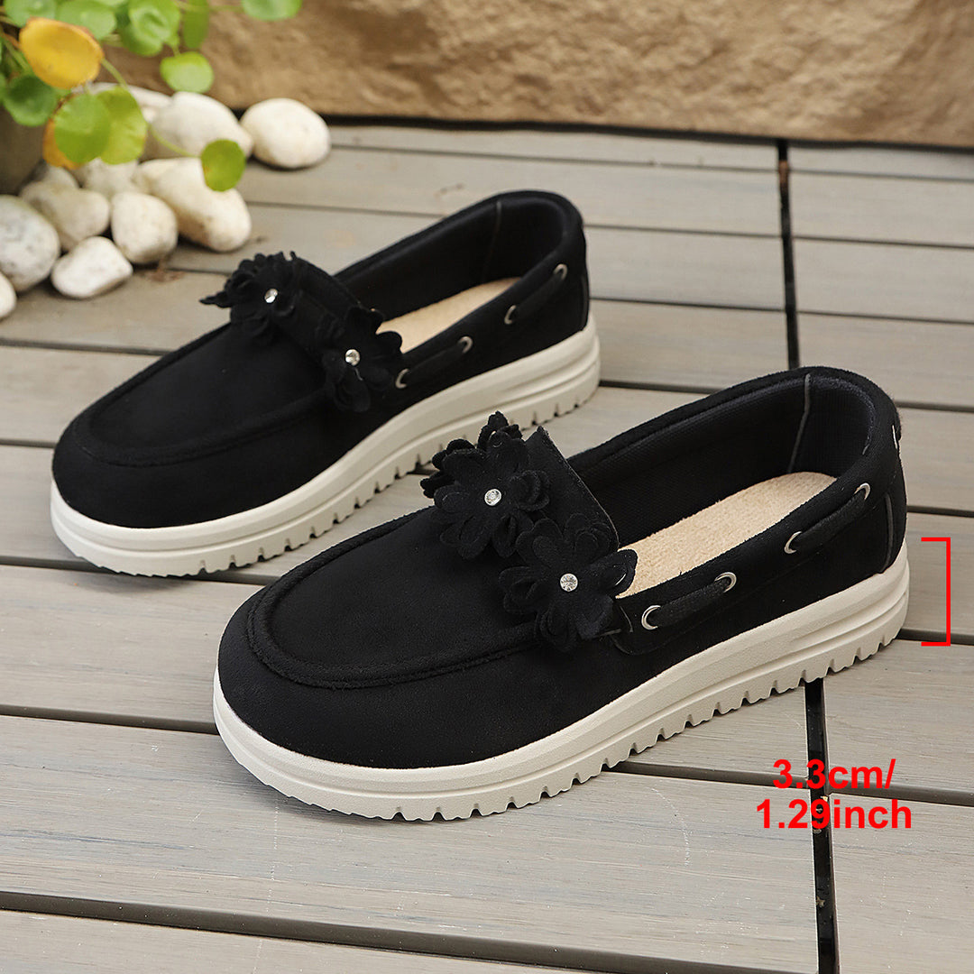 Ladies Velour Slippers with Flower Application and Profiled Platform Sole Mune Fashion